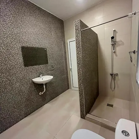 Lovely , Private Bathroom * Is-Swieqi