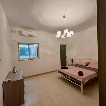 Lovely , Private Bathroom Homestay Is-Swieqi