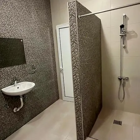 Lovely , Private Bathroom ホームステイ *