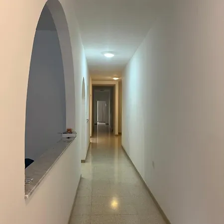 Privatunterkunft Lovely , Private Bathroom Is-Swieqi